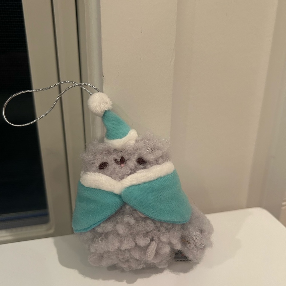 Stormy with hat and sweater plush Pusheen Christmas ornament